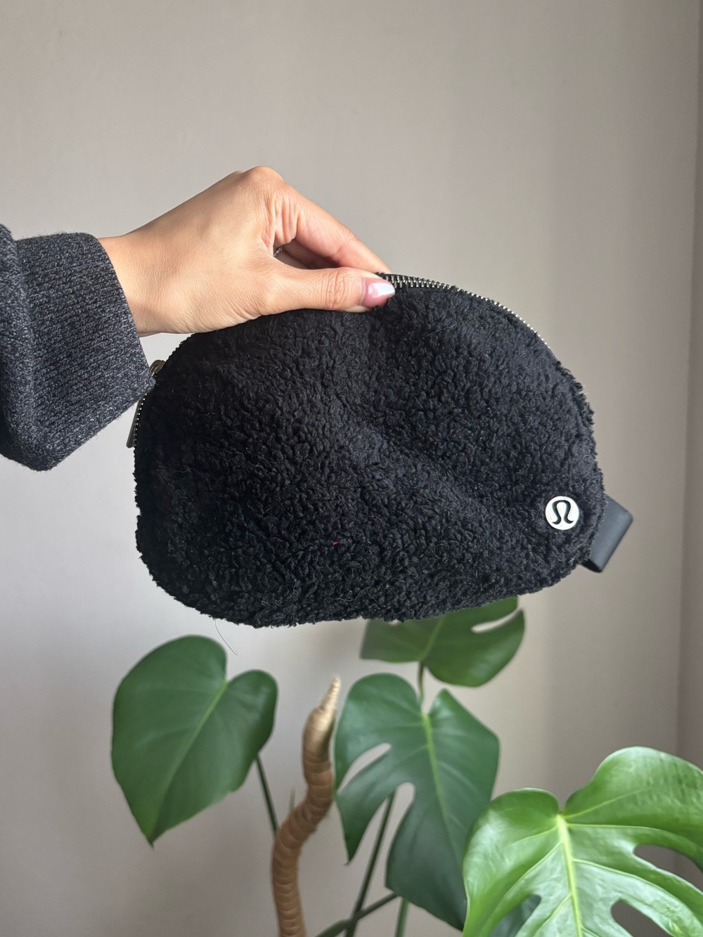 Sherpa waist belt bag